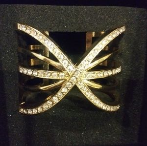 Gold tone and rhinestone bracelet